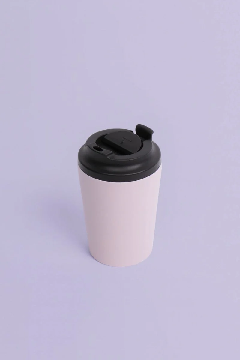 كوب قهوة محمول أنيق